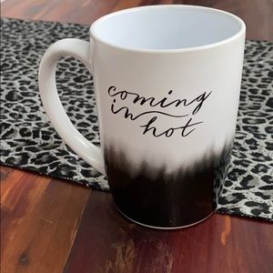 Coming in Hot Coffee/Tea Mug | EUC